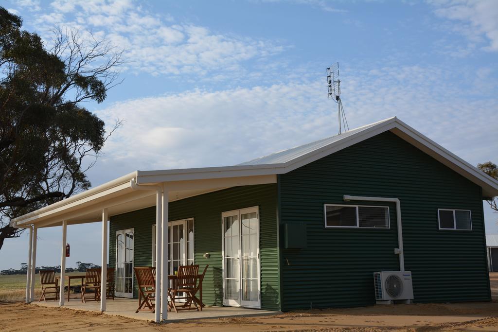 Mary'S Farm Cottages Kukerin Εξωτερικό φωτογραφία